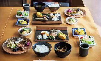 箱根雨天溫泉旅館怎麼選？Hotel Indigo、Laforet、小涌園酒店的房內泉與室內備案