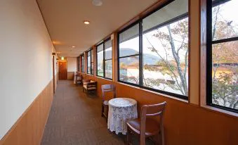 由布院梅園GARDEN RESORT可望由布岳的大露天溫泉