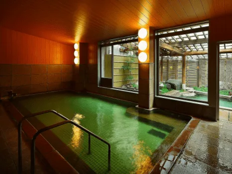 月岡溫泉（ひさご）荘值得住嗎？旅館浴場、露天與溫泉街步行安排