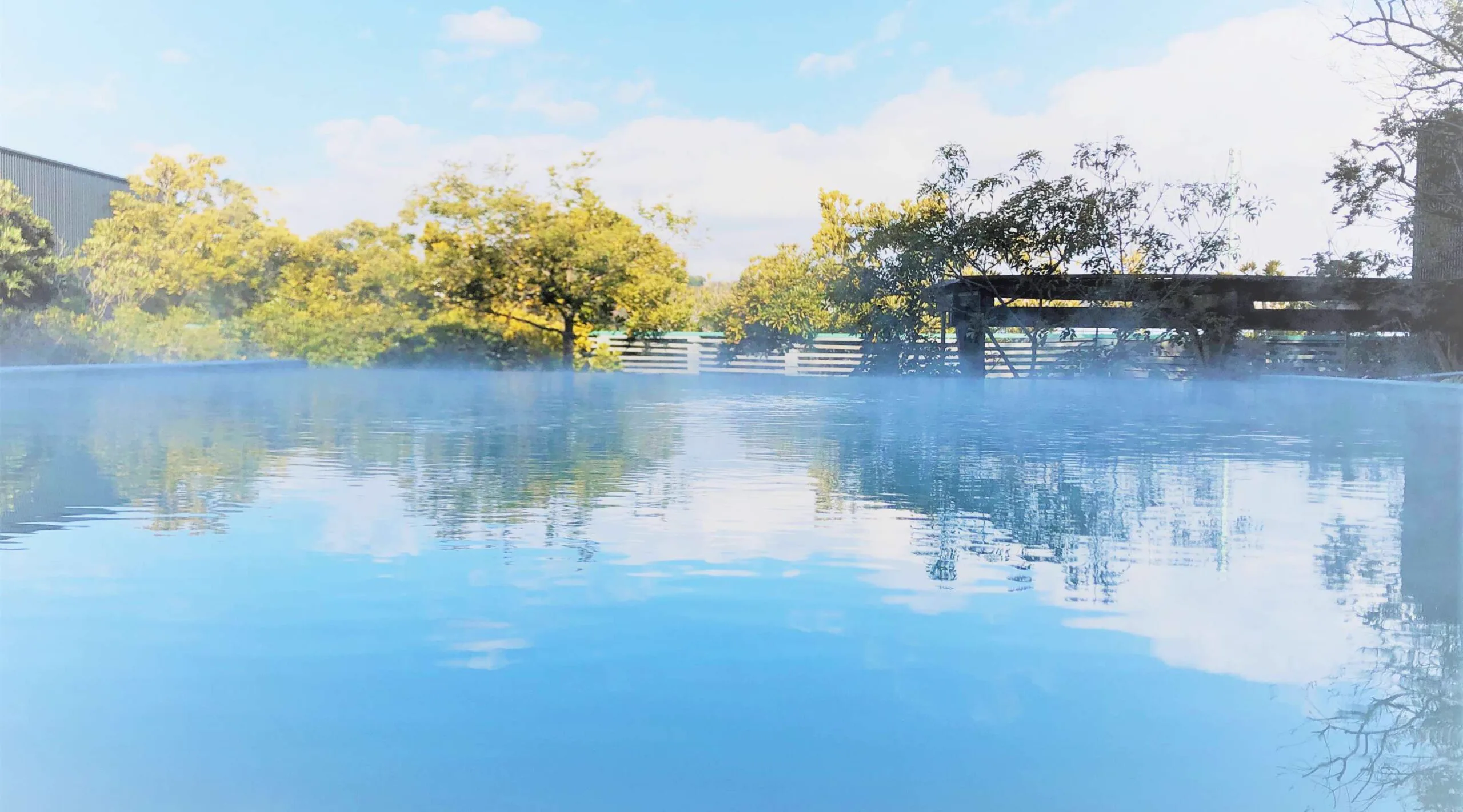 月之湯舟 vs 太山寺(なでしこの)湯:神戶西側日歸怎麼選?33°C掛流、弱放射能泉、票價與交通比較