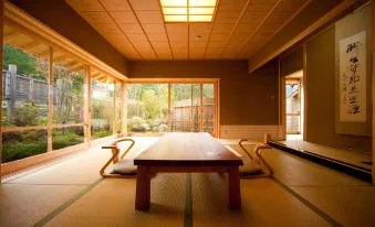 湯布院（ほてい）屋公共露天浴池