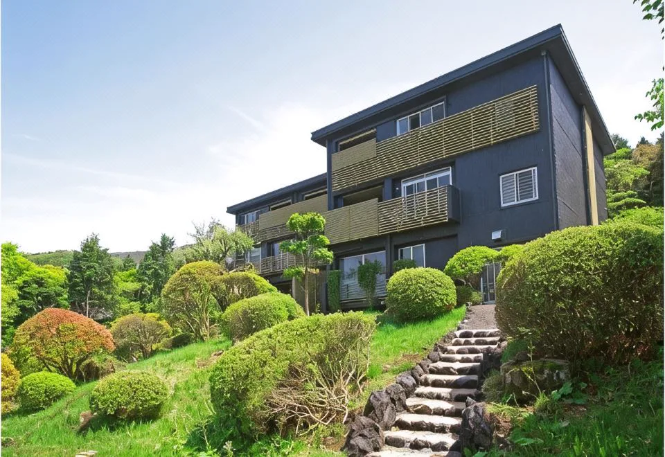 箱根湯宿然值得住嗎？全10室都有掛流半露天，真正要選的是富士山景還是森林房