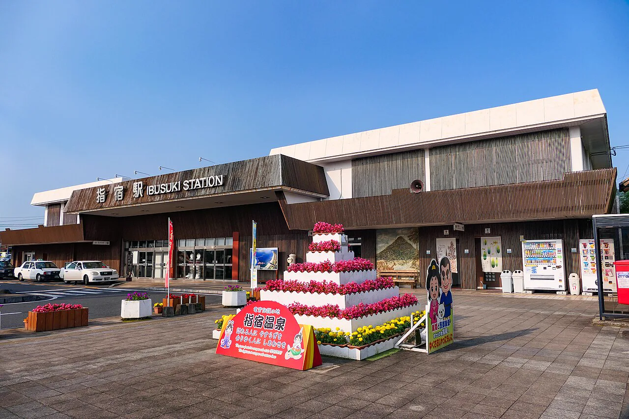 鹿兒島到指宿怎麼去?指宿之玉手箱、普通列車與鹿兒島機場直達巴士一次分清