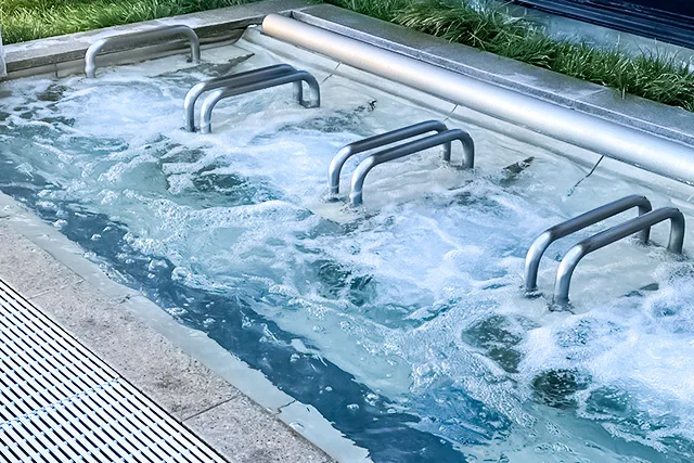 国立溫泉湯樂之里露天Jet Bath官方