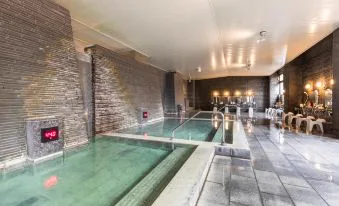 草津溫泉旅館升房值得嗎？普通房、溫泉房、湯畑景觀房與全房私湯怎麼算