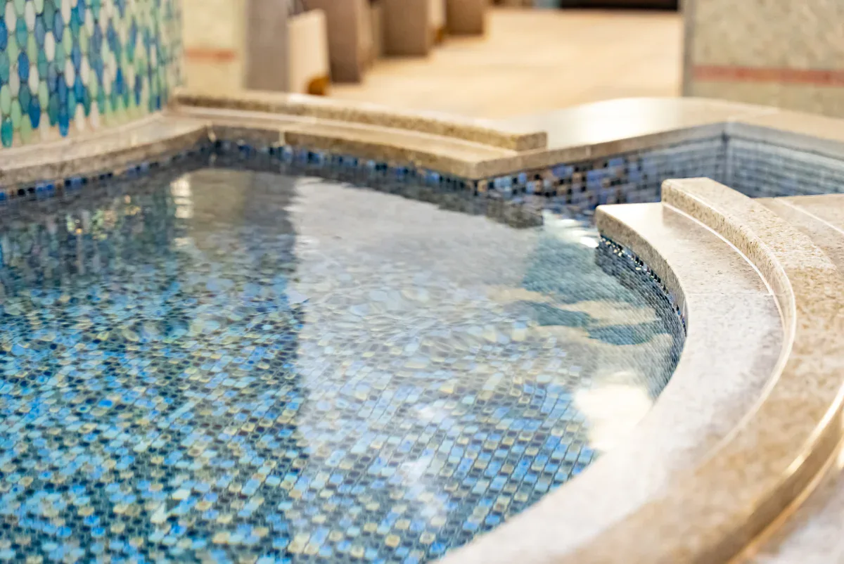 2026 横濱天然溫泉 SPA EAS 重開後值得去嗎?¥2,500(約 HK$126/NT$508)兩小時 vs ¥4,400(約 HK$221/NT$895)全館,16歲以上成人SPA怎麼選