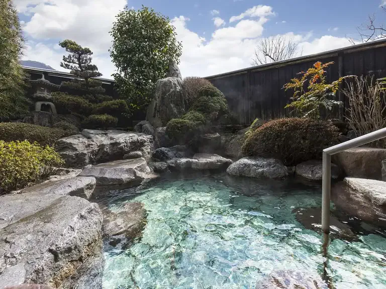 湯布院(やわらぎの)鄉(やどや)私人包場露天浴池(やわらぎの)湯