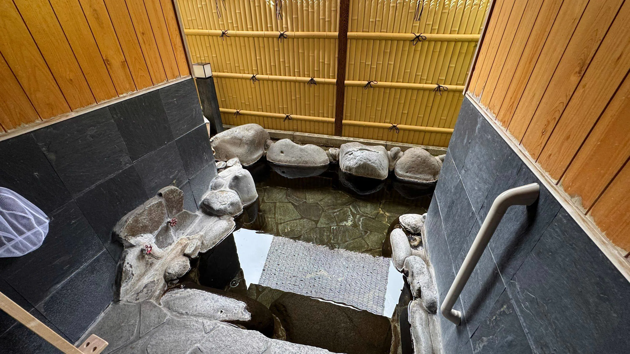 旅館(やまなみ)別館徒然私人露天浴池