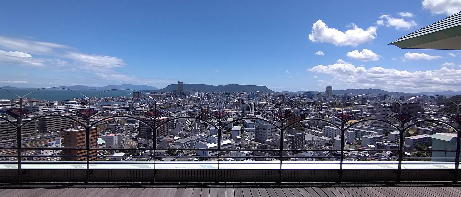 花樹海值得住嗎？展望公共大浴場（大浴場，供多名住客共同使用）、真正房內天然溫泉與非溫泉 Jacuzzi 怎麼選