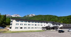 休暇村妙高日歸溫泉值得去嗎?2026 ¥800(約 HK$40/NT$163)、13:00–18:00、冬季休止與妙高山展望攻略
