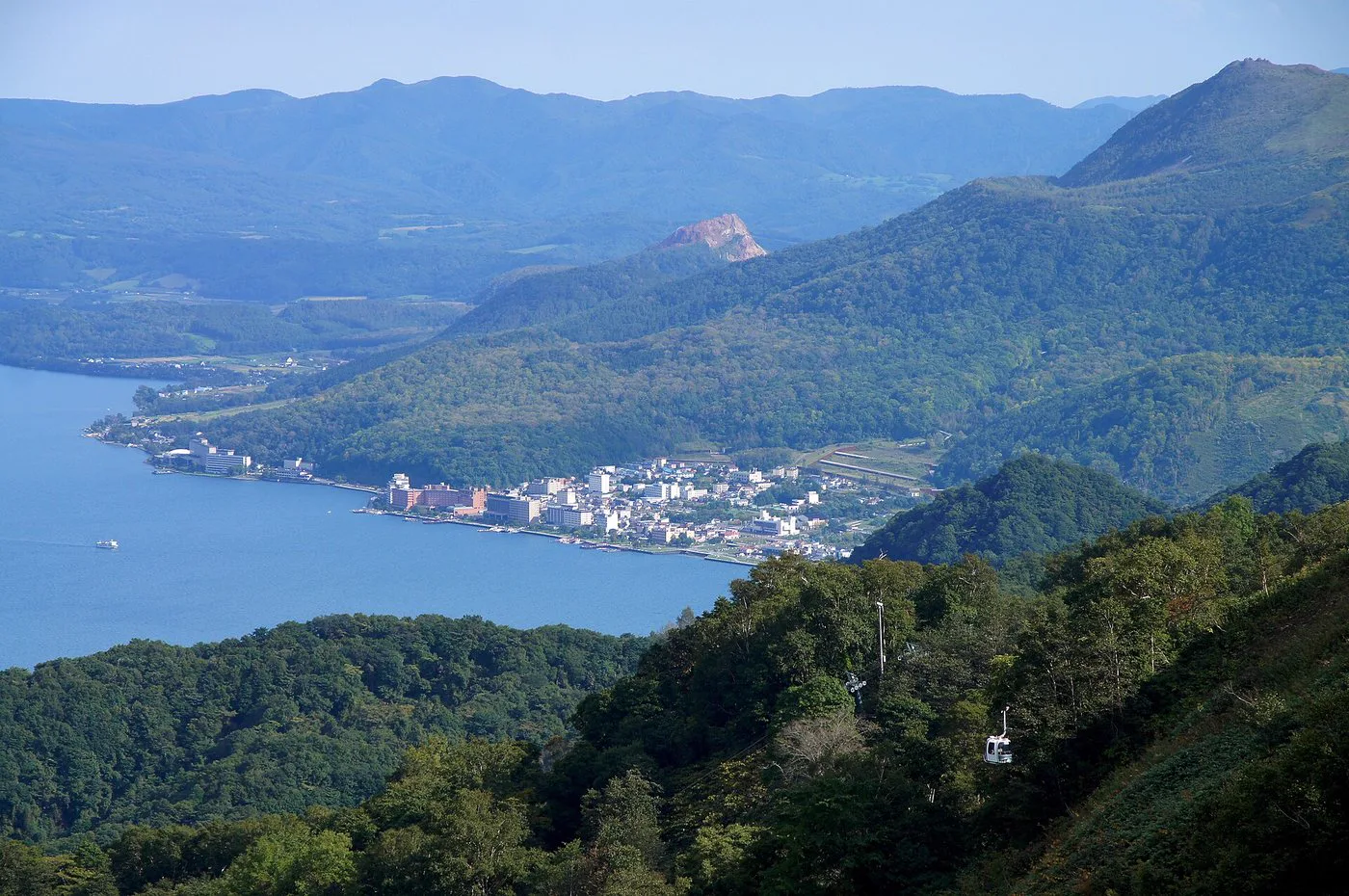 藏王溫泉親子住哪一區？巴士總站／高湯通 vs Ropeway 山麓站，雪地拖行李與樹冰重試攻略