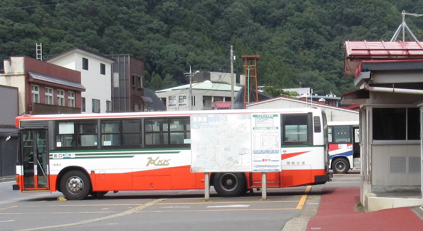 藏王紅葉遇雨／強風怎麼辦？Ropeway 停駛、低雲白牆與秋季 Plan B