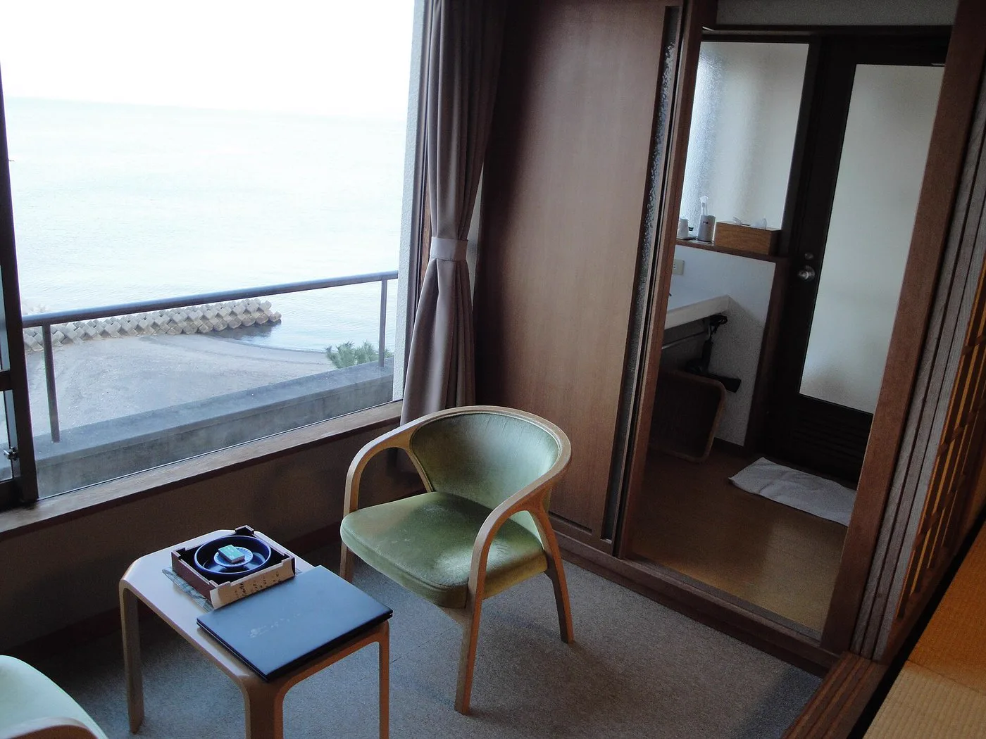 指宿¥1,000（約 HK$50／NT$203）內泡哪間溫泉？砂湯里¥200（約 HK$10／NT$41）、鰻溫泉¥300（約 HK$15／NT$61）、（たまて）箱¥900（約 HK$45／NT$183）與空手成本